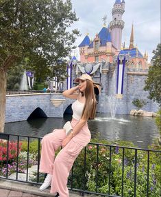 Pink Disneyland Outfit, Pink Disney Outfit, Park Fits, Disneyland 2024, Disney 2023