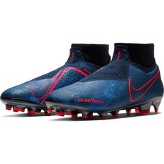 the nike vapor superflyt football cleats are blue and red with black soles