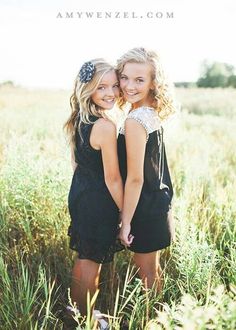 Photography Girlfriend, Girlfriend Photography, Pinterest Gifts, Pose Photography, Wow Photo, Sister Photography, Gifts Girlfriend, Sister Poses, Sibling Poses