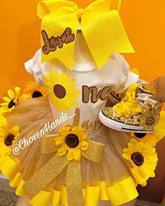 Kid Birthday Outfits, Basketball Birthday Parties, Creative Outfits, Basketball Birthday, Birthday Girl Outfit, Sunflower Art, Luxury House Designs, Custom Birthday