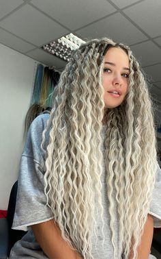 Synthetic Crochet Dreads Extends Dark Blond to Cold Ash Blond. Boho De Dreadlocks Ombre - Etsy Canada Blonde Crochet Hair, Synthetic Dreads Hairstyles, White Girl Dreads, Curly Dreadlocks, Dark Blond, Ash Blond, Blonde Dreads