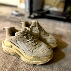 Balenciaga Shoes Size 6 In Women’s A Little Bit But Nothing Some Shoe Clean Can’t Clean Messages Shoes Balenciaga, Balenciaga Shoes, Shoes Size 6, Clean Shoes, Shoes Color, Balenciaga, Athletic Shoes, Size 6, Women Shoes