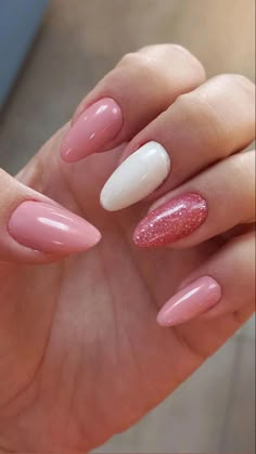 Simple Gel Nails, Soft Nails, Yellow Nails, Healthy Nails, Short Acrylic Nails, Nail Polishes, Acrylic Nail Designs, Nail Manicure, Nail Designer