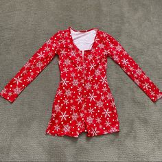 It Was A Little Too Big For Me, So I’m Reposhing It! Christmas Romper Women, Fitted Long Sleeve Christmas Sleepwear, Red Fitted Christmas Sleepwear, Fitted Red Christmas Sleepwear, Fitted Red Sleepwear For Christmas, Fitted Red Sleepwear For Winter, Fitted White Sleepwear For Winter, Red Fitted Long Sleeve Sleepwear, Christmas Onesie Womens