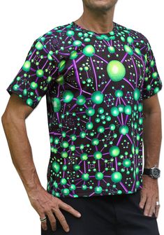 Free delivery to USA, Canada, UK, Europe, Australia & Japan! Classic S/S T : Atomic Alien. Fully printed, classic cut, short sleeve T shirt. 100% cotton. UV active - Glows under black light ! Beautiful original artwork by Space Tribe. Sizes available: S. M. L. XL. Please zoom into last photo for size guide. Shipping weight : 0.30 kg. DELIVERY. All goods are shipped from Bali. We will need a telephone number for the courier to be able to deliver your package. They will not accept the shipment Fitted Rave T-shirt For Streetwear, Green Crew Neck T-shirt For Festival, Rave Style Short Sleeve Tops For Music Festival, Green Short Sleeve T-shirt For Festivals, Crew Neck Rave T-shirt For Music Festival, Summer Rave T-shirt For Music Festival, Rave Style Crew Neck T-shirt For Music Festival, Rave T-shirt With Graphic Print For Festivals, Rave Graphic Print T-shirt For Festivals