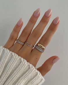 Mejuri Rings, Bridal Jewellery Inspiration, Cute Engagement Rings, Luxe Jewelry, Gold Ring Designs, Jewelry Accessories Ideas, Ring White Gold, Girls Nails, Girl Jewelry