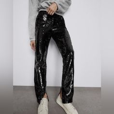 New, Tags Attached Size M No Stretchable Material Waist 15” Inseam 29” Sequin Trousers Outfits, Black Sequin Pants, Sequin Trousers, Dubai Sharjah, Sparkle Outfit, Trouser Outfit, Disco Pants, Sequin Pants, Fashion Book