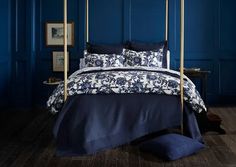 How to Add Timeless Blue and White to the Bedroom - Susan Said... WHAT?! #Frenchstyle #Frenchcountry #Frenchcountrystyle #Frenchcountryhome #cottage #cottagestyle #blueandwhite #blueandwhiteforever Best Paint For Bedroom, Simple Duvet Cover, Peacock Alley, Purple Bedding, Yves Delorme, Luxury Duvet Covers, Luxury Bedding Collections, White Duvet, Bed Linens Luxury