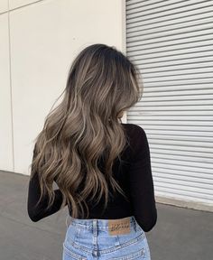 Brown Ash Balayage Hair, Ashy Low Lights For Brown Hair, Things To Do With Brown Hair, Ashy Light Brown Hair Balayage Brunettes, Brunette Balayage Hair Ashy Brown, Ash Brown Balayage With Highlights, Dark Brown And Ash Blonde Hair, Brown Hair Colors For Winter, Brunette Ash Highlights