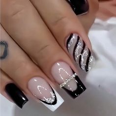 24pcs Black & White 3d Rhinestone Pattern Fake Nail Art Full Cover Nail Stickers With Jelly Glue And Nail File Press On Nails Supplies Acrylic Black Nails Designs, Black And White Nail Art Designs, Black Nail Art Designs Unique, Nail Art Designs Black And White, White Nails With Black Designs, Black And White Glitter Nails, Nails Supplies, Silver Nail Designs