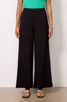 Perfect for warm-weather wear, the Lily wide leg pant by EVEREVE is crafted in breezy gauze fabric with a pull-on elastic waist and side pockets. They'll take you from brunch to beach and everywhere in between. | EVEREVE Women's Lily Wide Leg Gauze Pants, Size Small, Black Gauze Pants, Weather Wear, Brand Style Guide, Fashion 101, Gauze Fabric, Wide Leg Pant, Fall Shopping, Tee Dress, Work Fashion