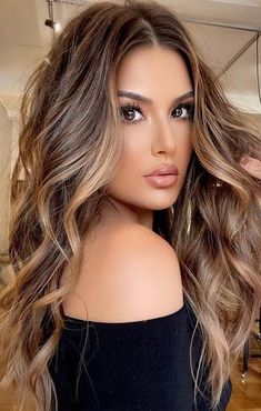 Rambut Brunette, Brunette Hair With Highlights, Gorgeous Hair Color, Hair Color Light Brown, Brown Hair With Blonde Highlights, Brunette Balayage Hair, Long Hair Color, Brown Hair Balayage, Light Hair Color