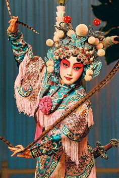 �武旦 - Pose of Warrior Feminine Grace. China Culture, We Are The World, People Of The World, World Cultures, Chinese Culture, Chinese Art, Costume Design