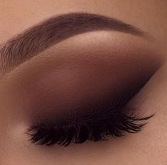 Karla Abelenda: 5 OPÇÕES DE COMO ESFUMAR A SOMBRA PARA VOCÊ ARRASA... Boho Smokey Eye Makeup, Shoot Makeup, Maquillage Yeux Cut Crease, Skincare Favorites, Makeup Artistic, Eye Makeup Pictures