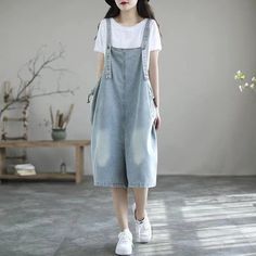 Denim Short Jumpsuit, Jeans Overall, Jumpsuit Summer, Summer Denim, Jumpsuits And Romper, Denim Romper, Loose Outfit, Loose Sweater, Jumpsuit Fashion