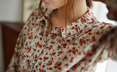 Weasley Aesthetic, Zooey Deschanel, Mode Inspiration, Floral Shirt, Peter Pan, Floral Tops, We Heart It, Fashion Inspo, Mac