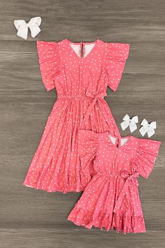 Mom & Me - Pink Polka Dot Ruffle Dress - Sparkle in Pink Sue Johnson, Mommy Daughter Outfits, Ruffle Dresses, Sparkle In Pink, Easter Dresses, Short Sleeve Design, Mother Daughter Dress, Mommy And Me Dresses, Mommy And Me Outfits