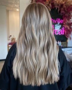 Partial Baylage Blonde, Balyage Blonde With Low Lights, Subtle Highlights For Blonde Hair, Blonde Hair W Low Lights, Blonde Hair With Warm Lowlights, Low Lighted Blonde Hair, Reverse Balayage On Blonde Hair, Blended Balayage Blonde, Blonde With Dimension Low Lights