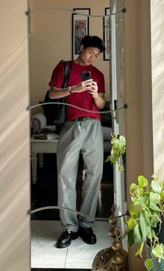 Maroon Outfit Men, Outfit Men Aesthetic, Vest Outfits Men, Boy Styles, Maroon Outfit, Oversize Outfit, Men Aesthetic, Streetwear Inspo, Mens Casual Outfits Summer