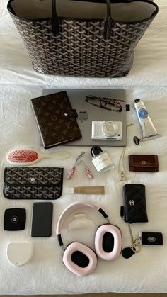 Uni Essentials, Goyard Bag, Classy Aesthetic