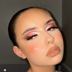 Peach Makeup, Glam Makeup Look, Creative Eye Makeup, Creative Makeup Looks