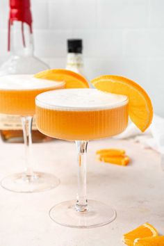 Gingerbread Whiskey Sour - Eight Forest Lane Whiskey Sour Recipe, Whisky Sour, Aussie Food, Popular Cocktails, Sour Cocktail, Baileys Irish, Freshly Squeezed Orange Juice, Whiskey Sour, Breakfast Smoothies