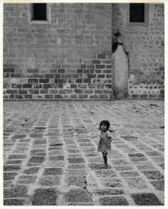 Church Courtyard, Morelia, Mexico Godfrey B. Frankel 1946 Ron English, Still Picture, Photo Club, Bnw Photography, Third World, Black White Photos, Historical Photos, Shades Of Grey, Cool Eyes