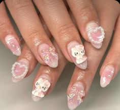 Cute Shorter Nails, Hello Kitty Nails Short Almond, Nail Hello Kitty Design, Self Nail Ideas, Cute Nails To Get, Nails Ideas Charms, Cute Nail Designs With Charms, Nails Hello Kitty Charms, Hello Kitty Nails Charms