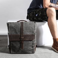 Waxed Canvas Backpack Men, Diaper Backpack, Mens Laptop Backpack, Leather Canvas Rucksack, Travel Tr Backpack Inspiration, Trip Bag, Canvas Backpack Men, Waxed Canvas Backpack, Laptop Backpack Mens, Canvas Rucksack, Money Pocket, Bags Casual, Badass Style