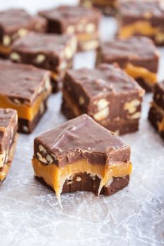 several pieces of chocolate and peanut butter fudge