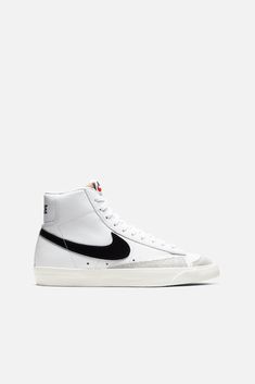 Style Nike Blazer, Blazers Nike, Blazer Mid 77 Vintage, Nike Blazer Mid 77, Nike Blazer Mid, Nike Blazers Mid, Blazer Mid, Nike Blazer, Nike Sneakers