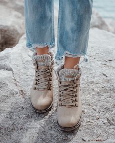 Channel some vintage style with our Hiker Denali Boots. A timeless blend of knit and faux leather that's perfect for any occasion. #MUKLUKS #HikerDenali Vintage Style, Faux Leather, Vintage Fashion, Leather