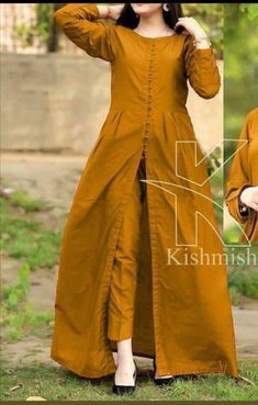 #frontopenfrock #frockdesign #shortfrock #frontopenfrockdesigns #frontopenkurti #frontopendress #frontopengown #frontopenkurti Womens Trendy Dresses, Stylish Short Dresses, Long Kurti Designs, Pakistani Dresses Casual, Salwar Kamiz, Mode Abaya, Sleeves Designs For Dresses, Simple Pakistani Dresses