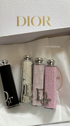 Pretty Makeup Products, Bracelet Dior, Beauty Makeup Products, Birthday Gift Boxes, Pretty Products