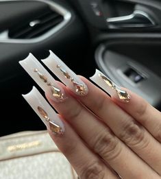 Plain Square Nails With Rhinestones, Long Square Nails White, Cute Nail Designs Short Nails, Short Nails Holiday, Long Nails Bling, Cute Nail Designs Short, Nail Inspo Elegant, Nail Designs Short Nails, Nail Themes