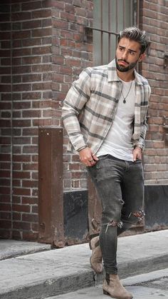 Flannel Outfits Men Country, Nashville Outfits For Men, Men’s Vest Fashion, Men’s Flannel, Casual Spring Outfits Men, Nashville Outfits Men, Male Concert Outfit, Men Flannel Outfits, Checkered Shirt Outfit