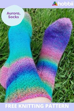 a person's feet wearing colorful socks with text overlay that reads, free knitting pattern