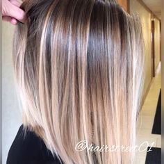 Straight Hair Highlights, Balayage Blonde, Hair Color Techniques, Ombré Hair, Short Hair Balayage, Hair Color Highlights, Balayage Brunette, Penteado Cabelo Curto, Brown Blonde Hair