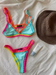 Colores neon para un verano divertido! Un bikini en crochet con acabados de lujo que se ajusta a tu cuerpo increiblemente.  #coccoloba #swimwear #neon #summer #new #colors #vibrant #bikinineon #beach #verano #pr #puertorico #miami #bikinizone Spring Break Bikinis, Kulani Kinis Instagram, Kiara Swimsuit, Blue Swimsuit Aesthetic, Coccoloba Swimwear, Cute Bathing Suits Bikinis, Preppy Bikinis, Vacation Bikinis, Bathing Suit Crochet