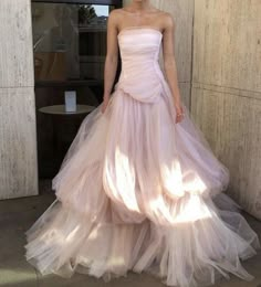 Pink Pretty Prom Dresses, Princess Dress Runway, Strapless Pink Gown, Red Carpet Dresses Pink, Pink Formal Dress Aesthetic, Pink Ballgown Aesthetic, Tulle Dress Aesthetic, Strapless Dress Aesthetic, Pink Gown Aesthetic