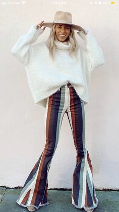 Look Jean, 70s Inspired Fashion, Cute Country Outfits, Looks Country, Western Style Outfits, Pastel Outfit, Outfit Jeans