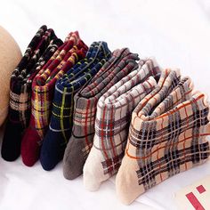 Material: BaumwolleSockenlänge: MittelrohrMuster: KariertVerzierungen: RüschenkanteJahreszeit: Ganzjährig Multicolor Cotton Socks For Fall, Trendy Winter Cotton Socks, Trendy Cotton Winter Socks, Trendy Cotton Socks For Winter, Casual Socks As Gift For Fall, Casual Socks As A Gift For Fall, Casual Socks For Fall Gift, Casual Socks For Fall, Checkered Socks