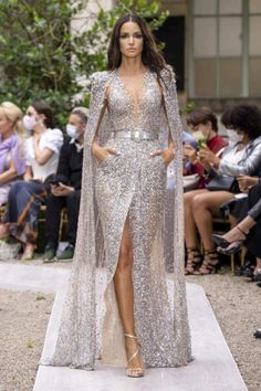 Fashion Activation, Look Gatsby, Zuhair Murad Dresses, 90's Vibes, Zuhair Murad Haute Couture, Silver Gown, Diamond Dress, Black Bride, فستان سهرة