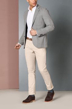 Gray Blazer Outfit Mens, Grey Jacket Outfit Men, Grey Blazer Outfit Men, Grey Blazer Mens, Grey Jacket Outfit, Beige Blazer Outfit, Grey Blazer Outfit, Beige Pants Outfit, Blazer Outfits Men