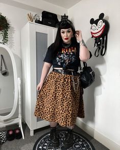 Plus Size Emo Fashion, Plus Size Emo Outfits, Plus Size Emo, Plus Size Grunge Outfits, Grunge Outfits Plus Size, Warped Tour Outfit, Black Dress Layering, Grunge Outfit Ideas, Alternative Fashion Plus Size