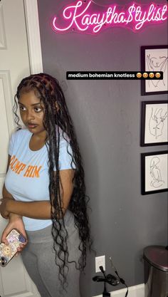 Feedin Braids Hairstyles For Black Women, Jayda Bohemian Knotless Braids, Lower Back Knotless Braids, Bohemian Knotless Braids Edges, Knotelles Braids Styles, Boho Braids With Edges, Beach Vacation Braids For Black Women, Hairstyles For The Summer Black Women, 30in Wig Hairstyles