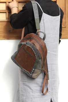 #backpacks #bag #linen #leather Retro Patchwork Bags For Everyday Use, Casual Leather Bag With Patchwork, Patchwork Backpack For Daily Use, Casual Brown Patchwork Bag, Casual Patchwork Backpack For Everyday Use, Patchwork Backpack For School, Vintage Patchwork Shoulder Bag For Travel, Everyday Use Standard Backpack With Patchwork, Standard Patchwork Backpack For Everyday Use