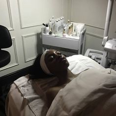 Facial Esthetics, Medical Aesthetician, Oxygen Facial, Esthetician Room, Facial Aesthetics, Black Femininity