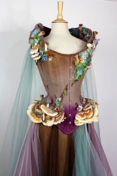 Fairy Outfit Ideas, Mushroom Costume, Ren Faire Outfits, Dr Facilier, Ren Faire Costume, Fairy Cosplay, Fairy Outfit, Fest Outfits