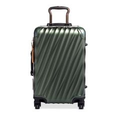 Exceptionally striking up close or from a distance, this lightweight yet super durable Tumi 19 Degree aluminum carry-on boasts a modern silhouette with fluid looking, strategically contoured angles. Ideally designed for short, overnight trips and travel within Europe and other international destinations.